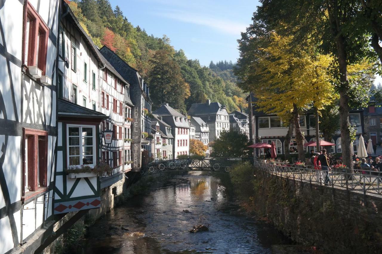 Haus Barkhausen Lägenhet Monschau Exteriör bild
